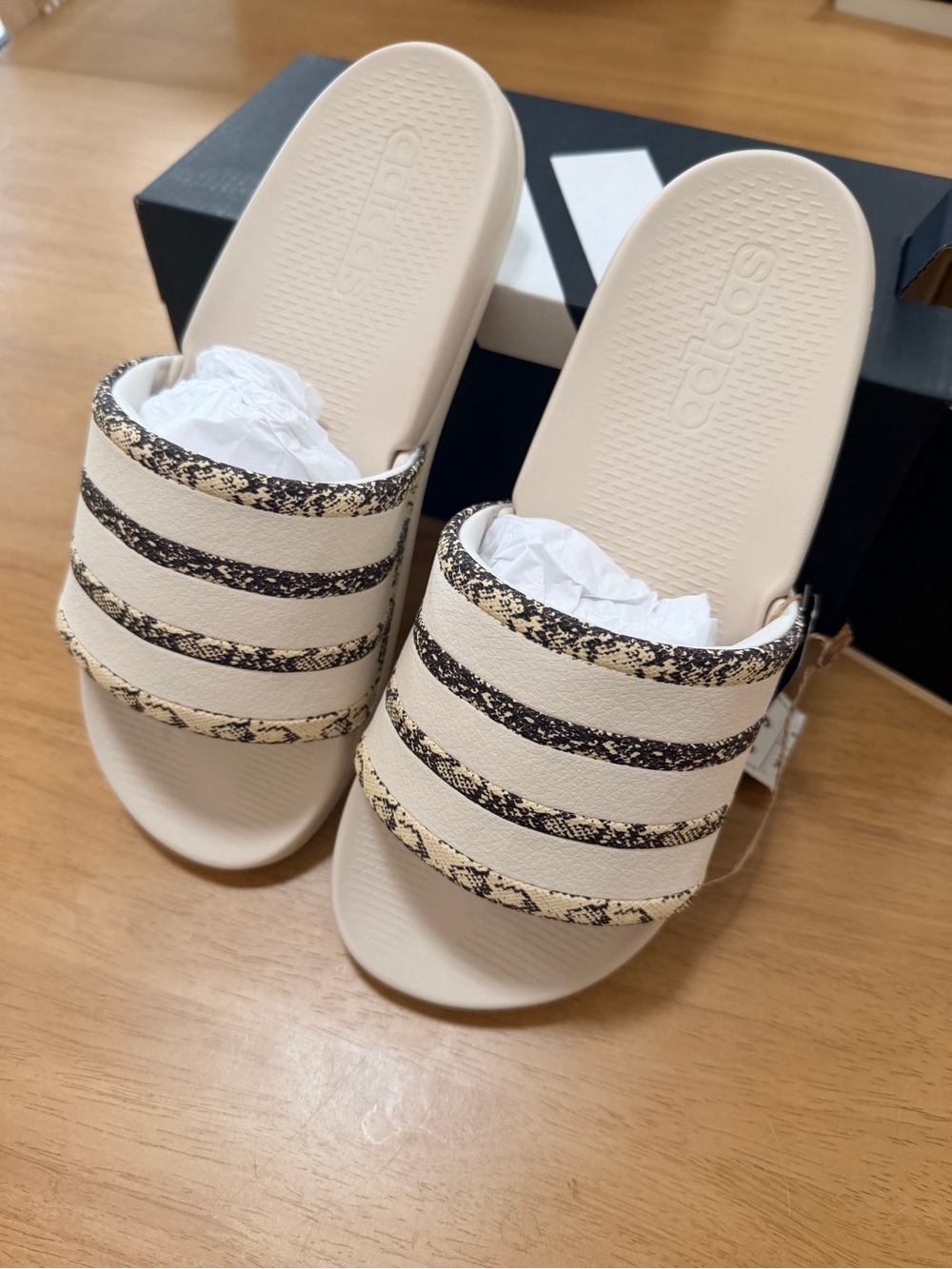 adidas comfort slides Size 9W